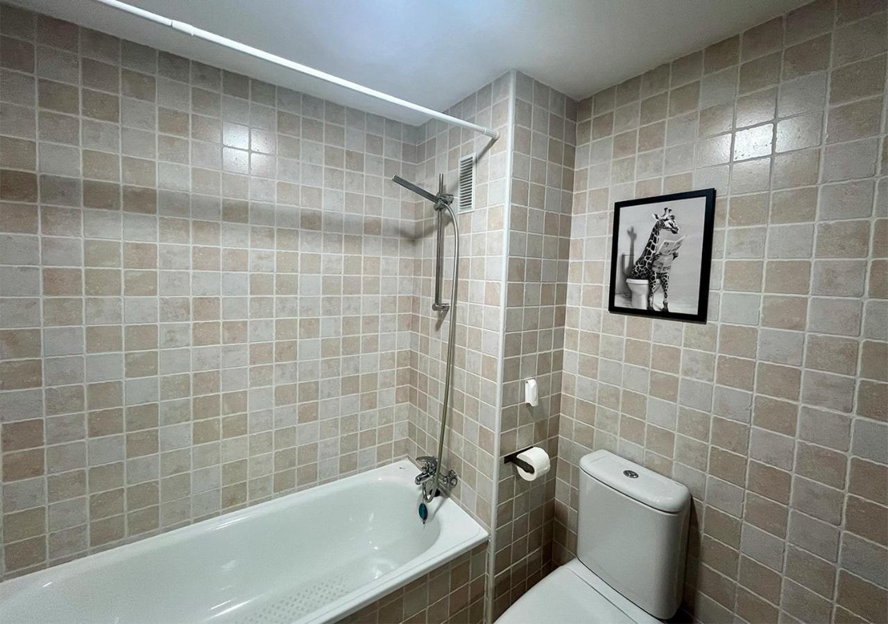 Penthouse Paradise - Jacuzzi & Sea Views! Apartamento